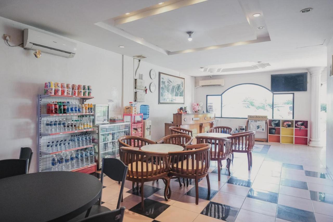 Reddoorz Near Nagoya Hill Mall Batam 5 Екстериор снимка