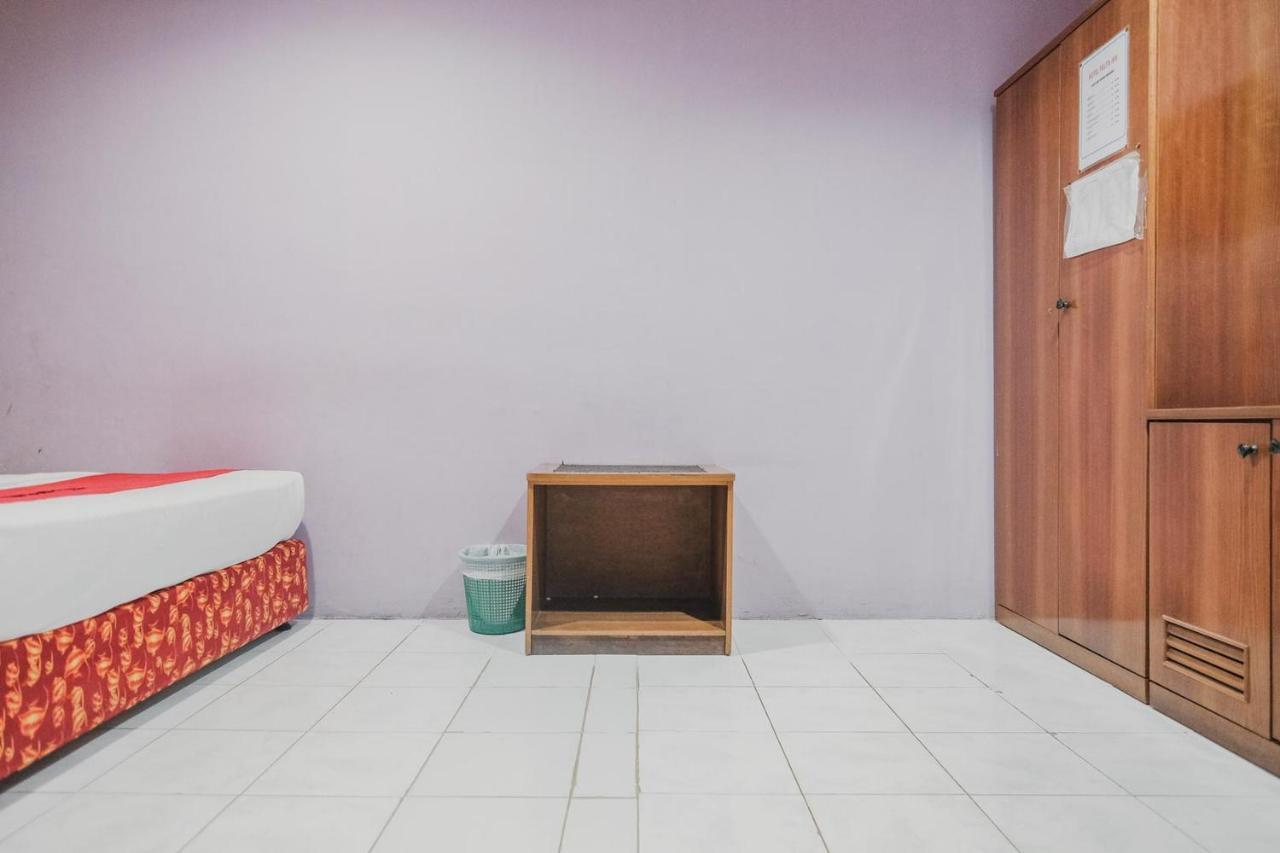 Reddoorz Near Nagoya Hill Mall Batam 5 Екстериор снимка